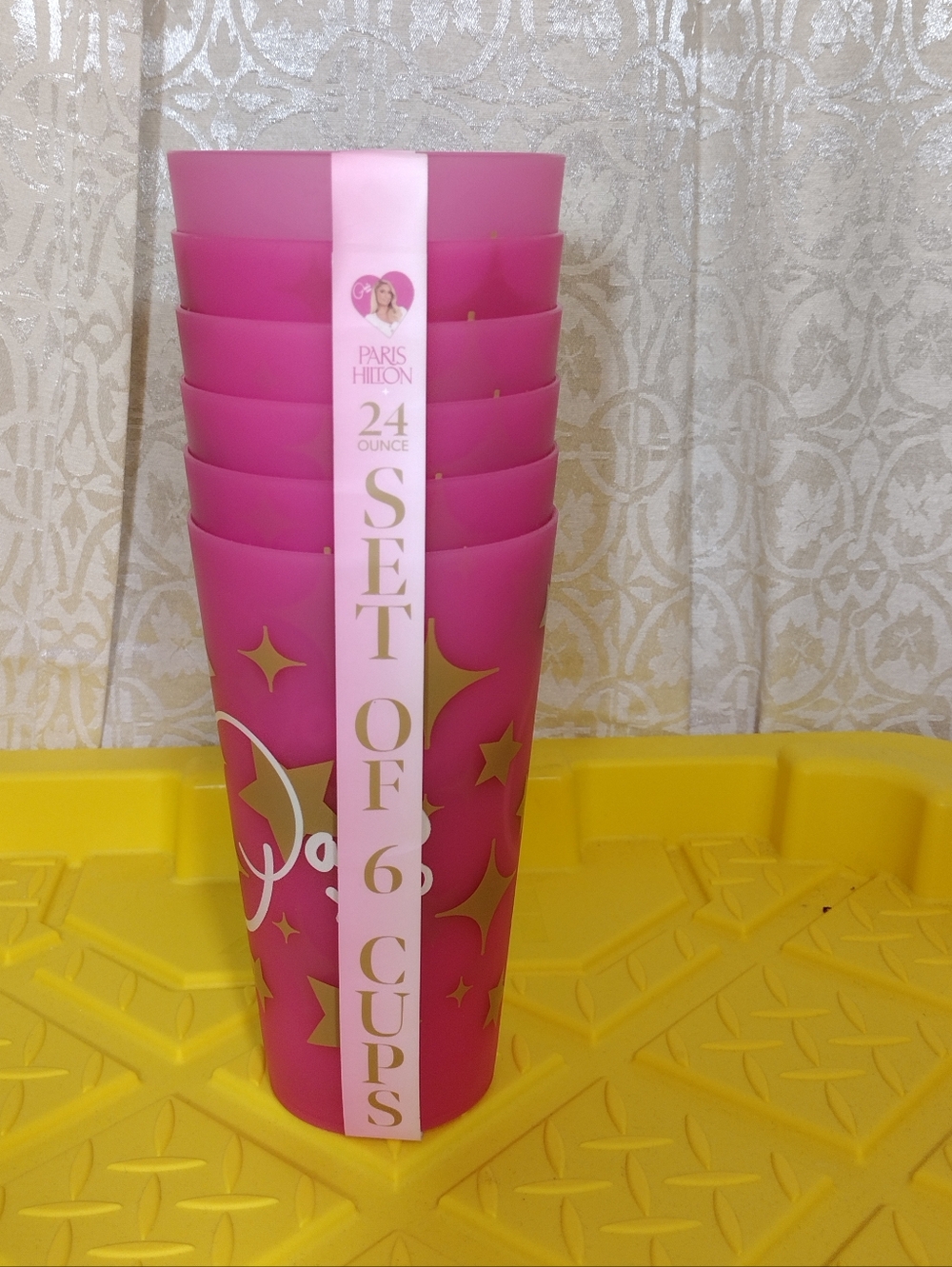 PARIS HILTON SET OF 6 CUPS 24oz BPA FREE PARIS HILTON PLASTIC WATER CUPS NEW